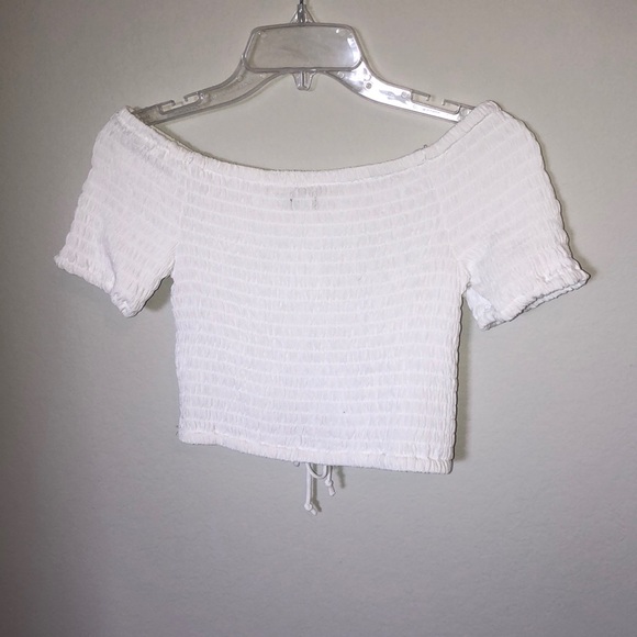 White crop top - Picture 2 of 2